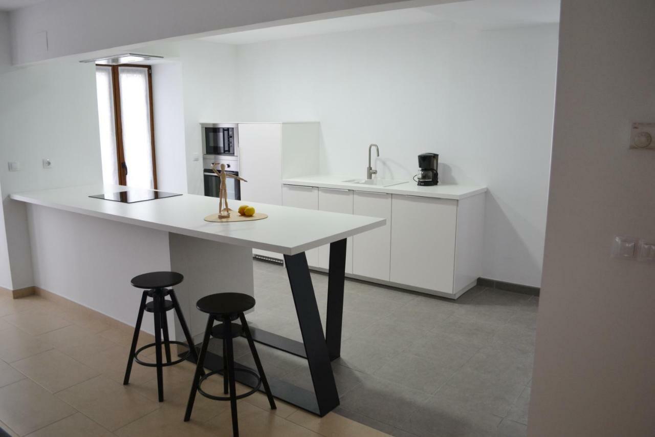 Ura Appartement Lesaka Buitenkant foto
